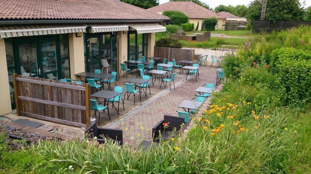 Logis Hotel- Restaurant La Haie Des Vignes Seminaires Et Evenementiel Allain Esterno foto